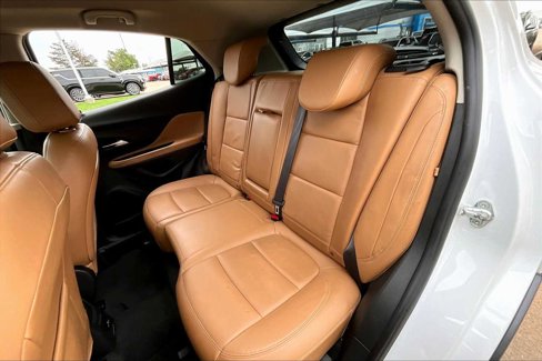 Used 2019 Buick Encore Essence image 17