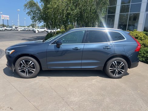 Used 2020 Volvo XC60 T5 Momentum w/ Protection Package Premier image 2
