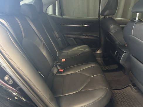 Certified 2020 Toyota Camry XLE image 36