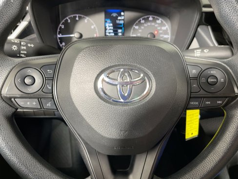 Used 2023 Toyota Corolla LE image 13