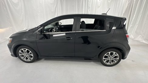 Used 2018 Chevrolet Sonic LT w/ Convenience Package image 6