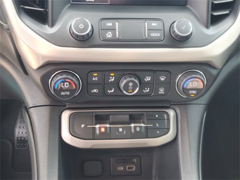 Used 2022 GMC Acadia Denali image 28