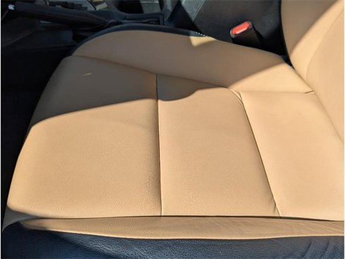 Used 2017 Toyota RAV4 Platinum image 25