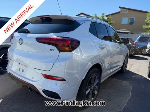 Used 2020 Buick Encore GX Essence w/ Experience Buick Package image 4