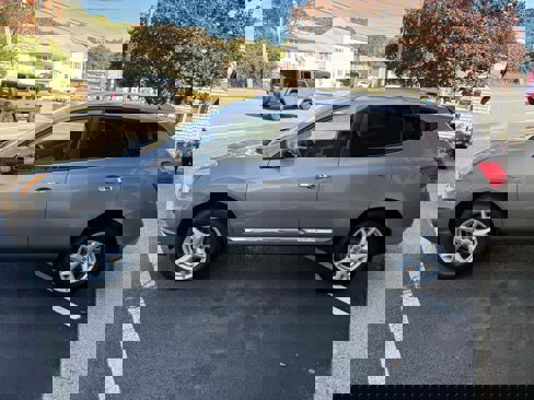 Used 2011 Nissan Rogue SV image 7
