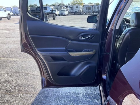 Used 2017 GMC Acadia Denali w/ Technology Package image 21