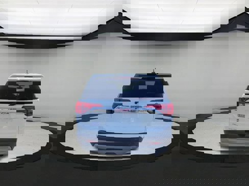 Used 2019 GMC Acadia SLE image 7