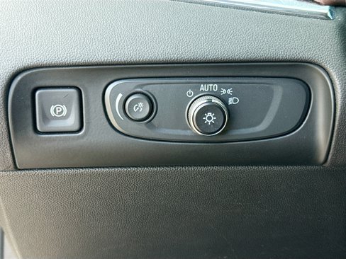 Used 2021 Buick Enclave Avenir w/ Avenir Technology Package image 10
