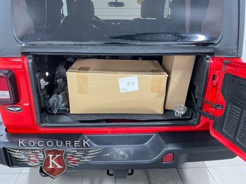 Used 2023 Jeep Wrangler Willys image 24