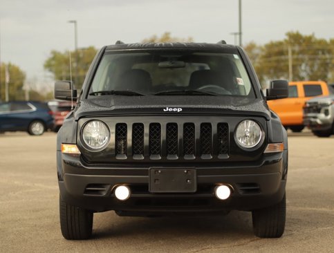 Used 2011 Jeep Patriot Latitude image 2