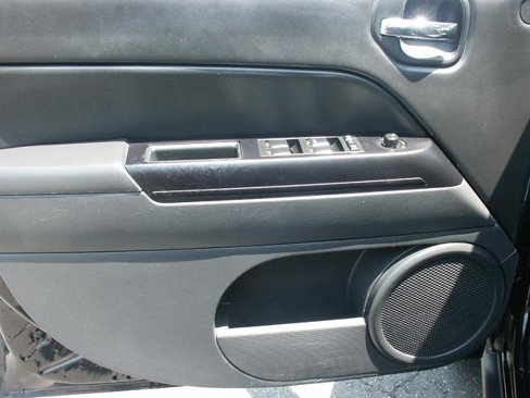 Used 2016 Jeep Patriot 75th Anniversary w/ Power Value Group image 13