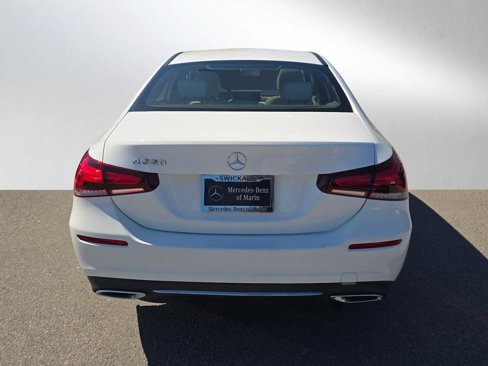 Used 2021 Mercedes-Benz A 220 image 4