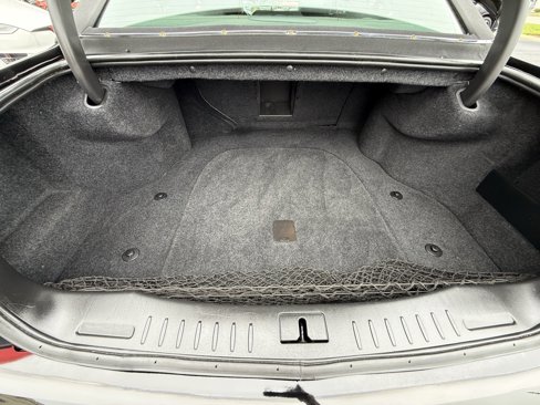 Used 2006 Cadillac DTS w/ Trunk Convenience Package image 15