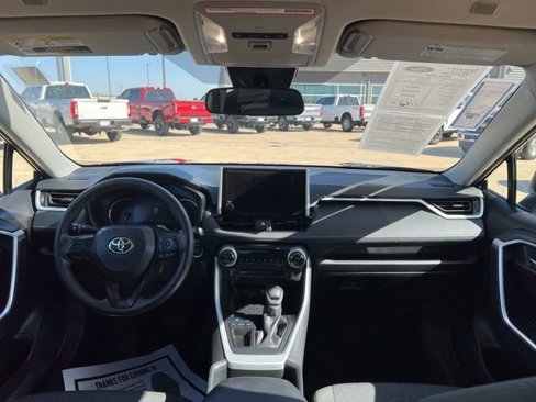 Used 2024 Toyota RAV4 XLE image 23