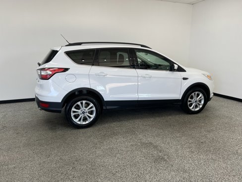 Used 2018 Ford Escape SE image 21