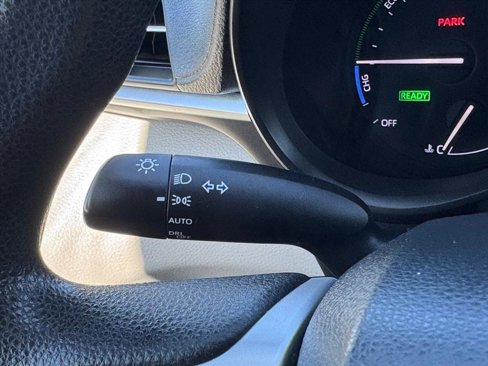Certified 2021 Toyota Sienna LE image 17
