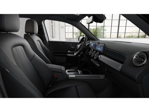 Used 2025 Mercedes-Benz GLB 250 image 4