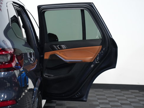 Used 2022 BMW X5 xDrive40i w/ M Sport Package image 27