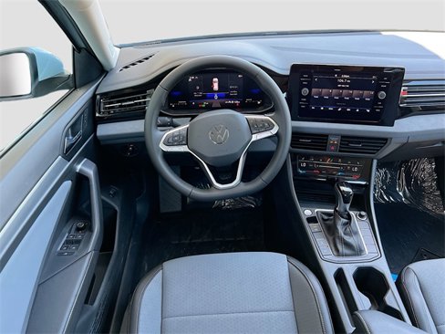 New 2025 Volkswagen Jetta SE image 22