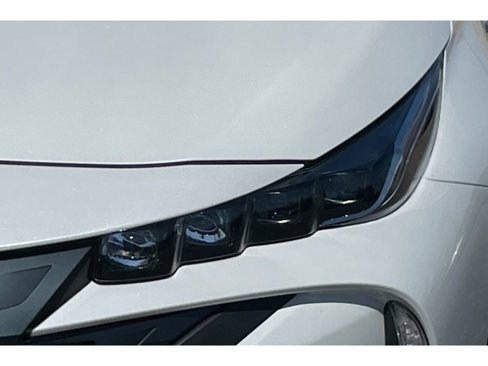 Used 2022 Toyota Prius Prime XLE image 40