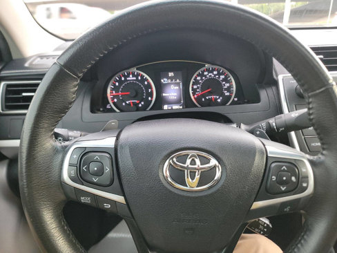 Used 2017 Toyota Camry SE image 13