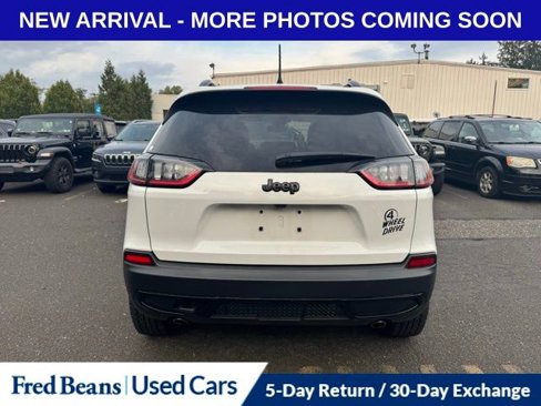 Certified 2022 Jeep Cherokee Latitude w/ Sun & Sound Group image 3