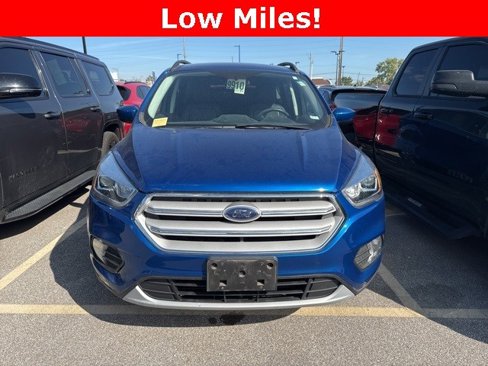 Used 2019 Ford Escape SEL image 2
