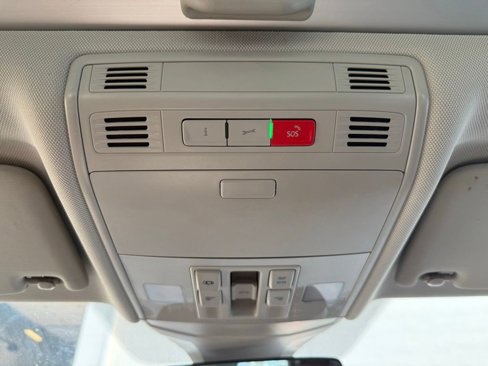 Used 2022 Volkswagen Jetta SE image 19