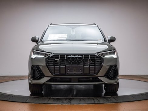 New 2025 Audi Q3 2.0T Premium image 2