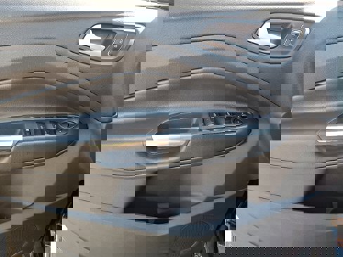 Certified 2018 Ford Escape SEL image 16