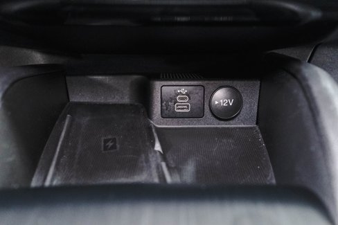 Used 2024 Ford Escape Platinum image 19