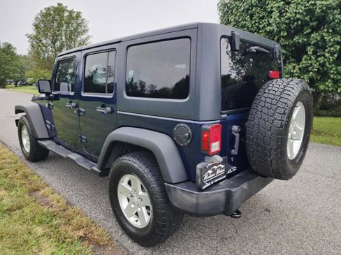 Used 2013 Jeep Wrangler Unlimited Sport image 8