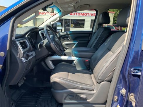 Used 2018 Nissan Titan PRO-4X w/ Pro-4x Utility Package image 7