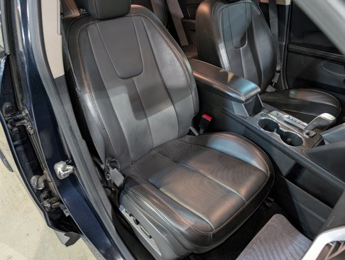 Used 2015 Chevrolet Equinox LTZ image 34