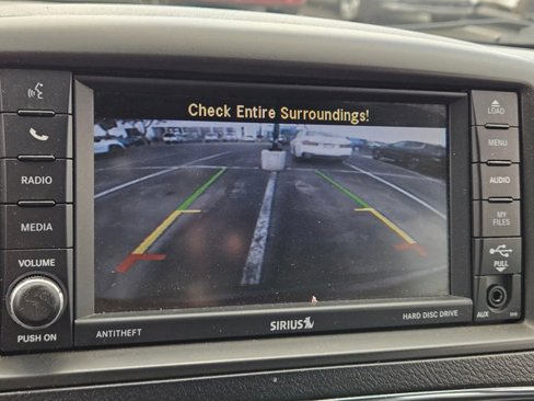 Used 2018 Dodge Grand Caravan SXT w/ Driver Convenience Group image 14