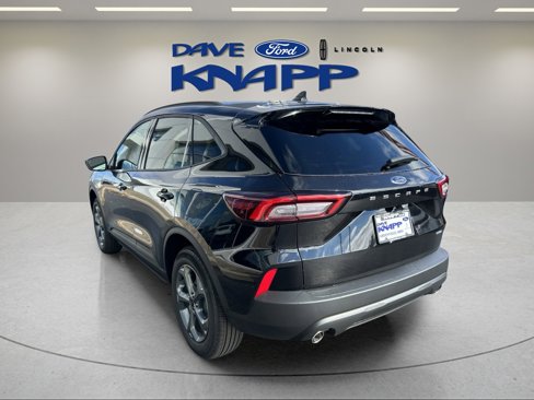 New 2025 Ford Escape ST-Line w/ Cold Weather Package image 18