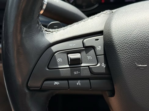 Used 2019 Cadillac XT4 Premium Luxury w/ Cold Weather Package image 16
