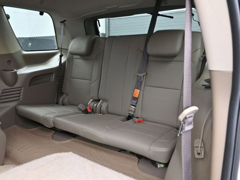 Used 2019 Chevrolet Tahoe LT w/ Luxury Package image 17