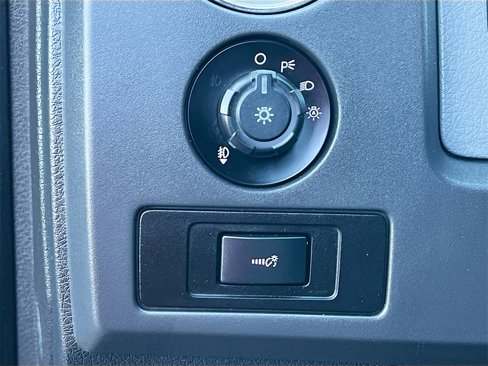 Used 2013 Ford F150 XLT w/ Luxury Equipment Group image 10
