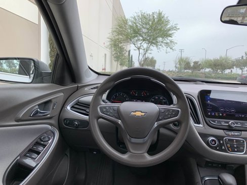Used 2022 Chevrolet Malibu LT image 23