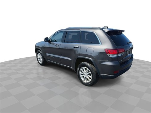 Used 2021 Jeep Grand Cherokee Laredo image 7