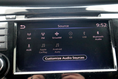 Used 2018 Nissan Rogue SL image 76