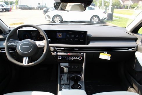 New 2025 Hyundai Sonata SE image 10