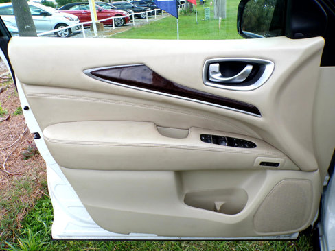 Used 2013 INFINITI JX35 FWD w/ Premium Pkg image 37