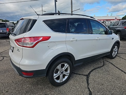 Used 2014 Ford Escape SE w/ Equipment Group 201A image 6
