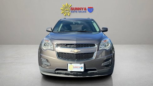 Used 2011 Chevrolet Equinox LT w/ Driver Convenience Package image 2