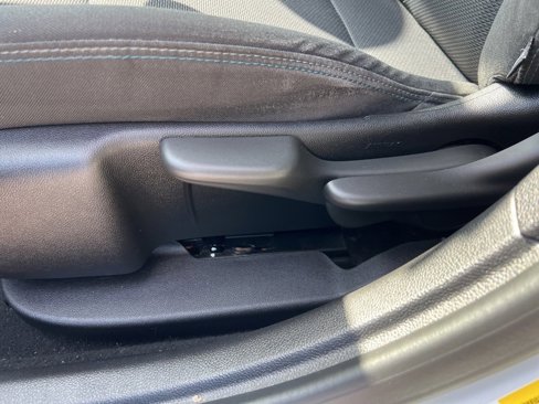 Used 2016 Chevrolet Cruze LT image 9
