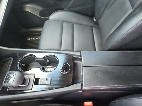 Used 2021 Nissan Rogue SV w/ Premium Package image 17