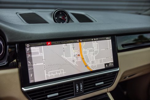 Certified 2019 Porsche Cayenne image 22