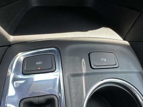 Used 2023 Chevrolet Equinox LT image 27